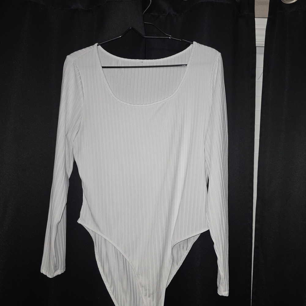 SHEIN White Ribbed Long Sleeve Bodysuit
